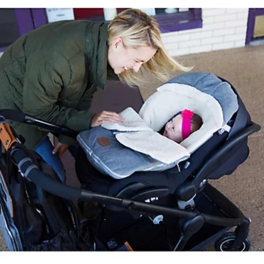 JJ Cole Urban Bundle Me Car seat cover - Picture 8 of 11